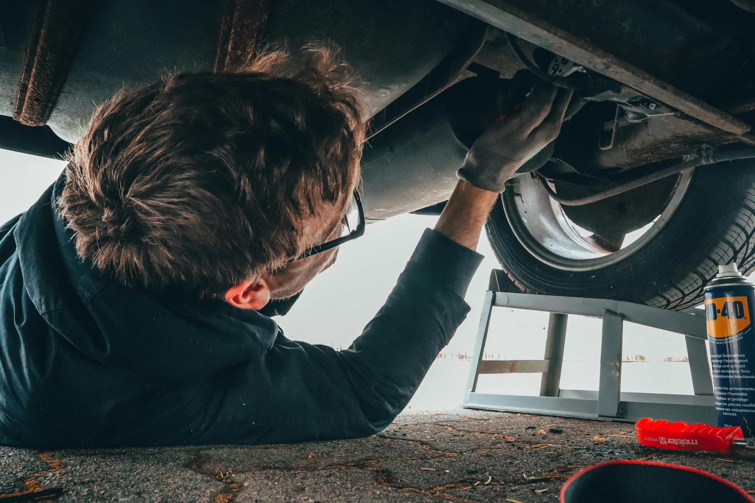 5 Signs Your Old Car Deserves a Restoration, Not Replacement
